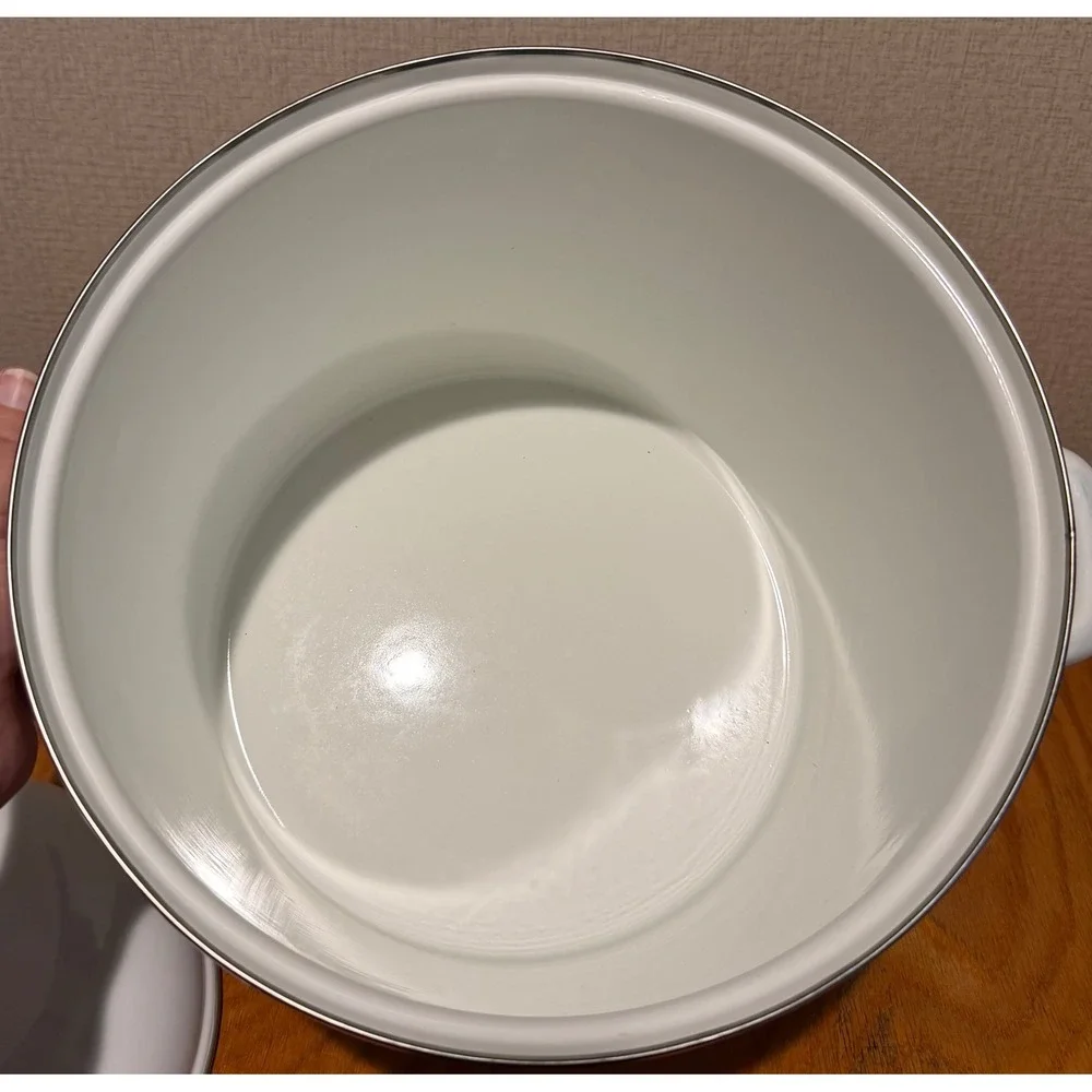 Crofton White Enamel on Steel Stock Pot with Lid Induction Safe Farmhouse Style