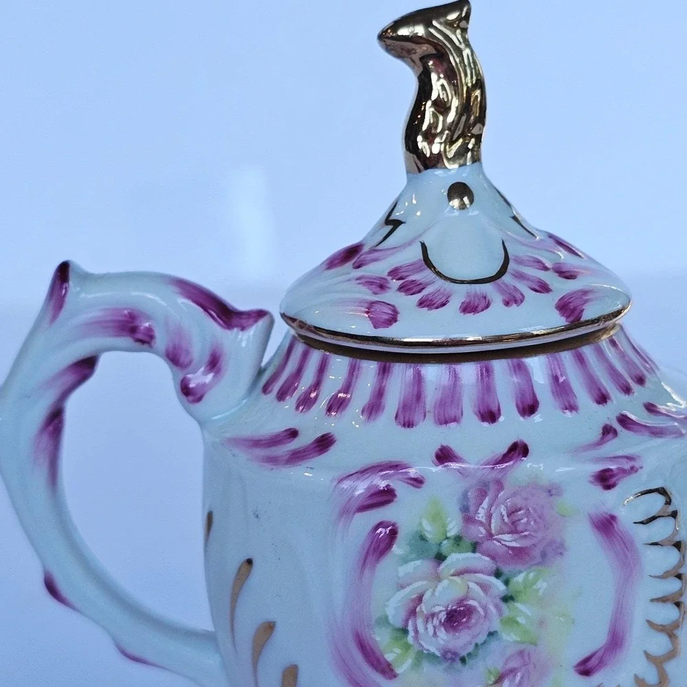 Cracker Barrel Porcelain Miniature Teapot Floral Rose Purple‎ Gold Trim Decor