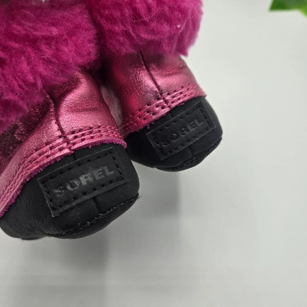 Sorel Caribou Booties Infant Pink Metallic Faux Fur NN2750-695 Size 3