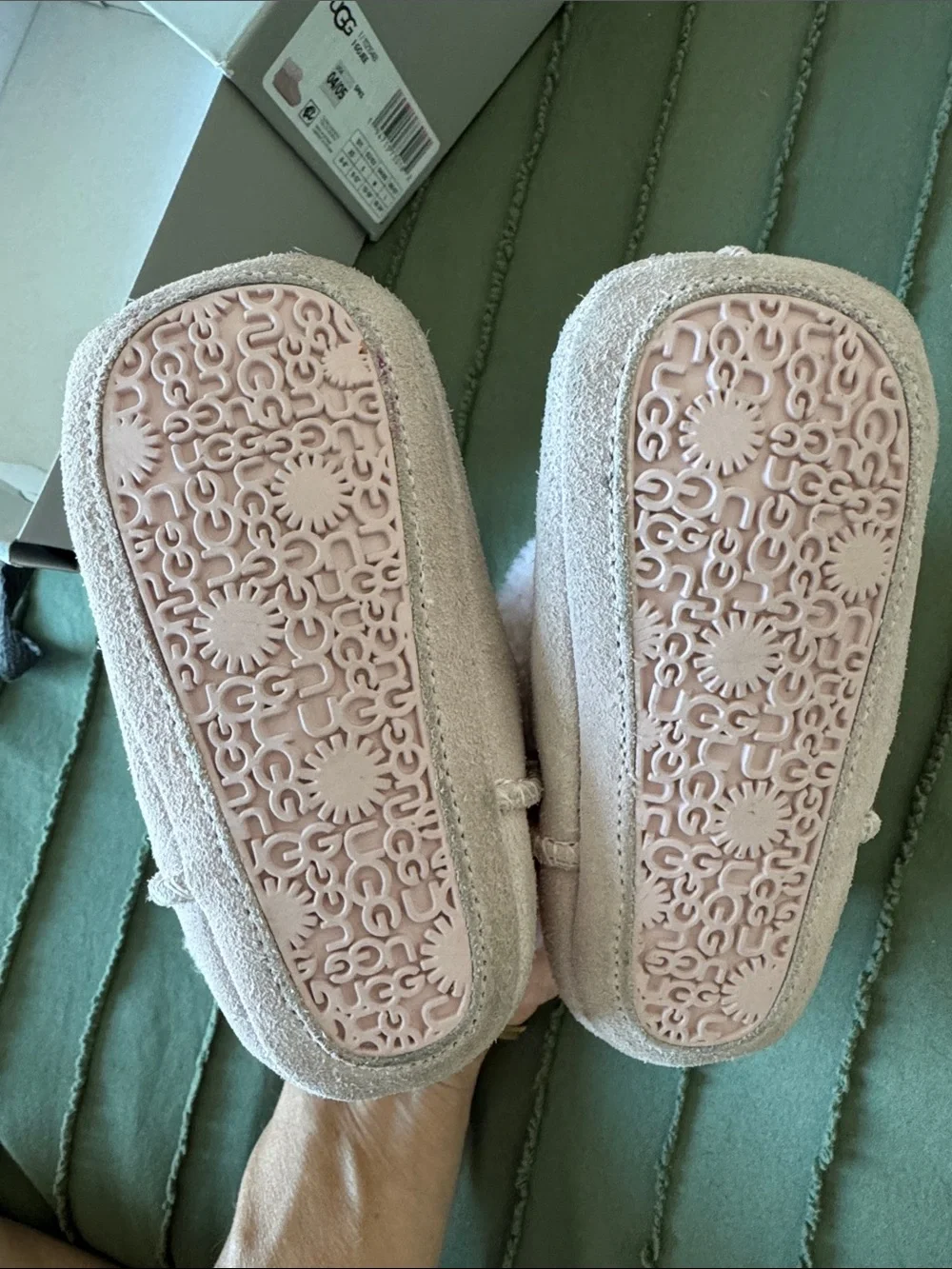 UGG comfort plush