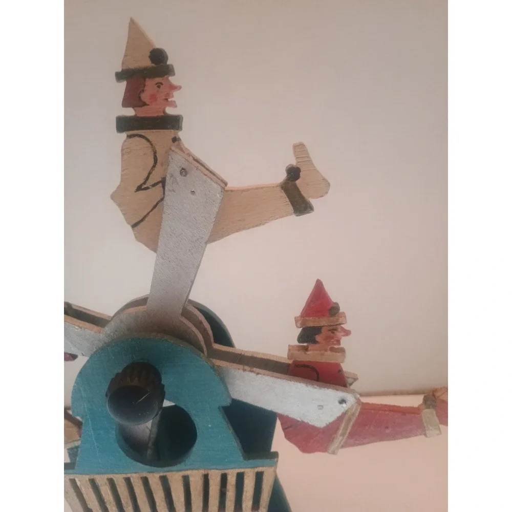 Wooden Ships made decorative fun