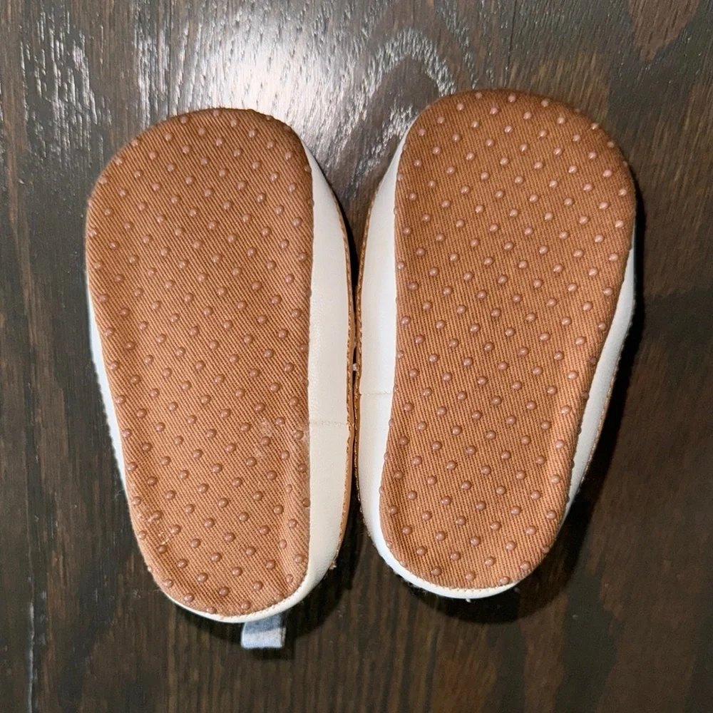 Old Navy Heather Gray Slip-On Sneakers | 6-12M