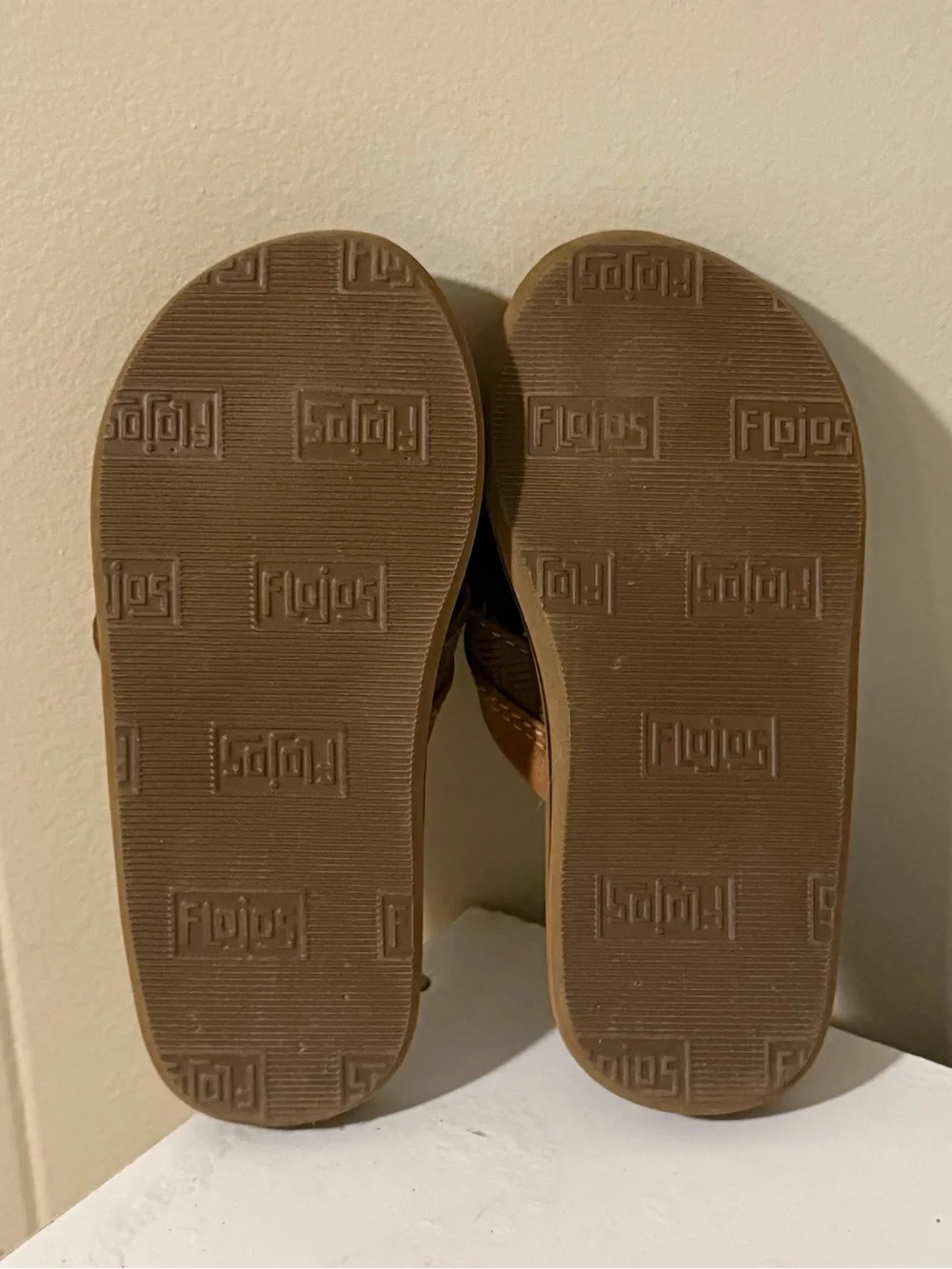 Flojos kids wear faux