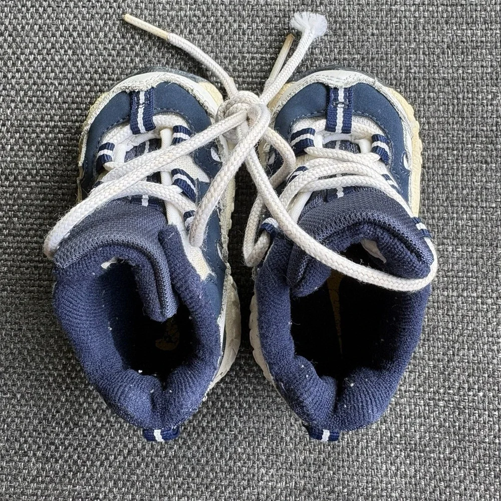 Nike vertical lace