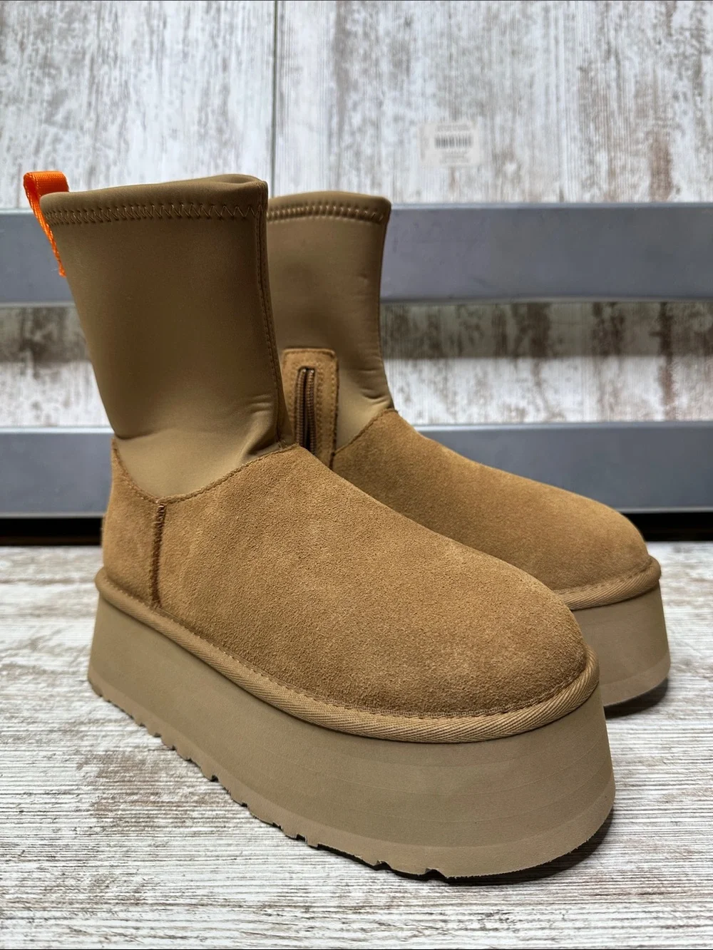 UGG store return