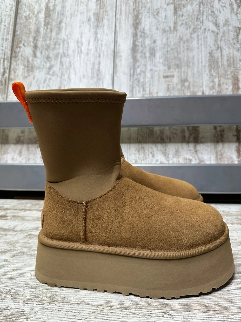 UGG store return