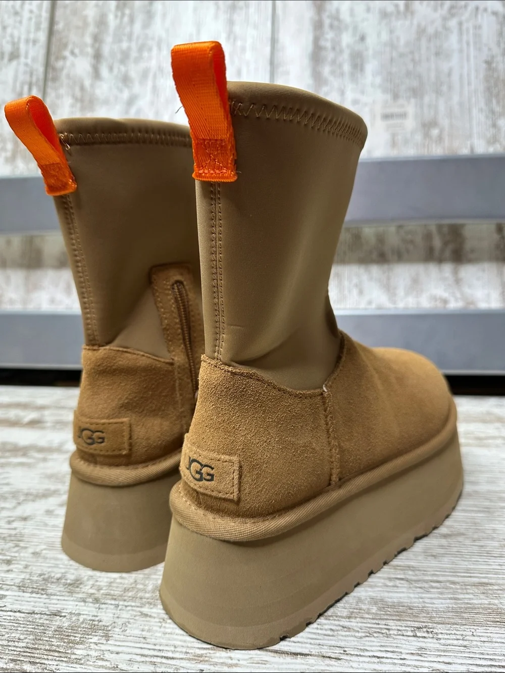 UGG store return