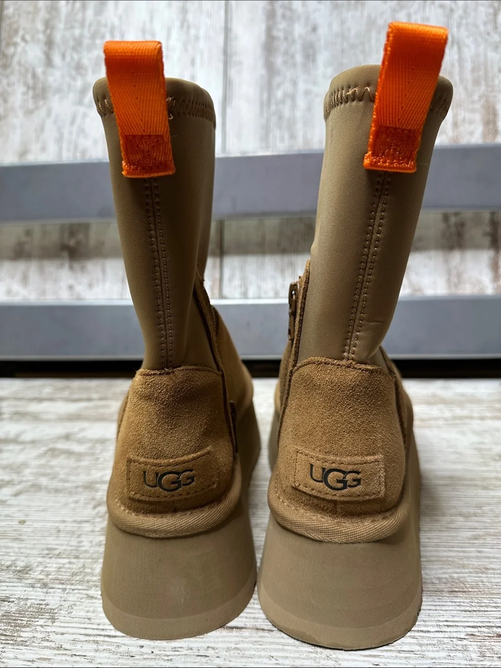 UGG store return