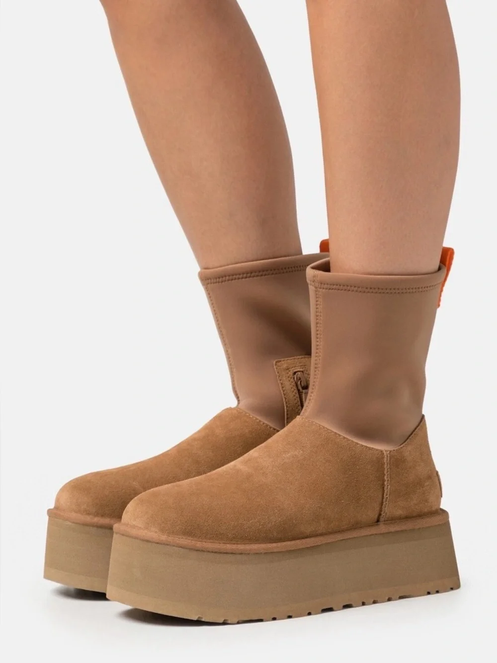 UGG store return