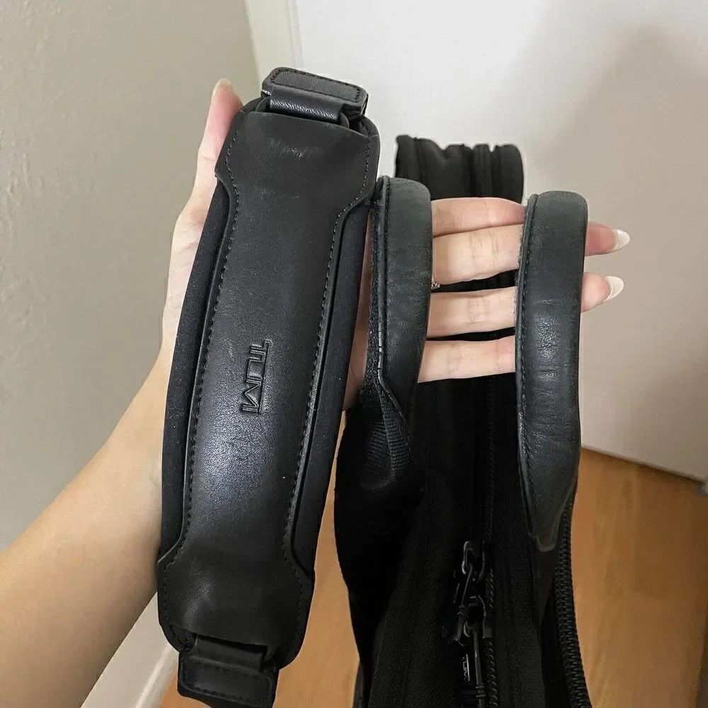 Tumi alpha expandable