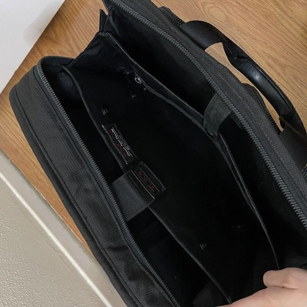 Tumi alpha expandable