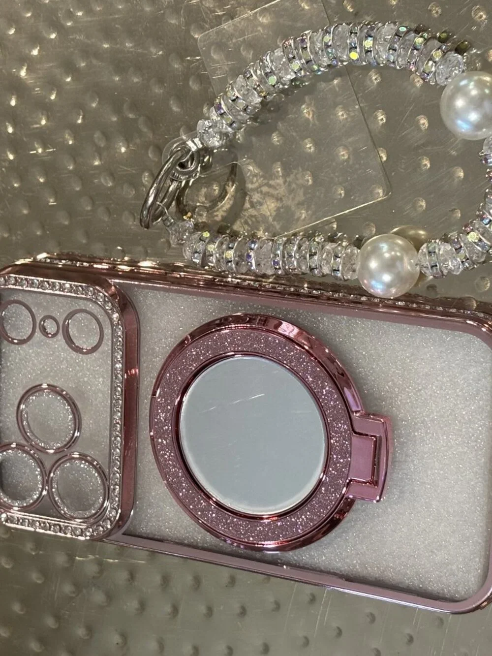 NIB Pink Glitter Magnetic Case & Rhinestone Pearl Wristlet Set iPhone 17 Pro