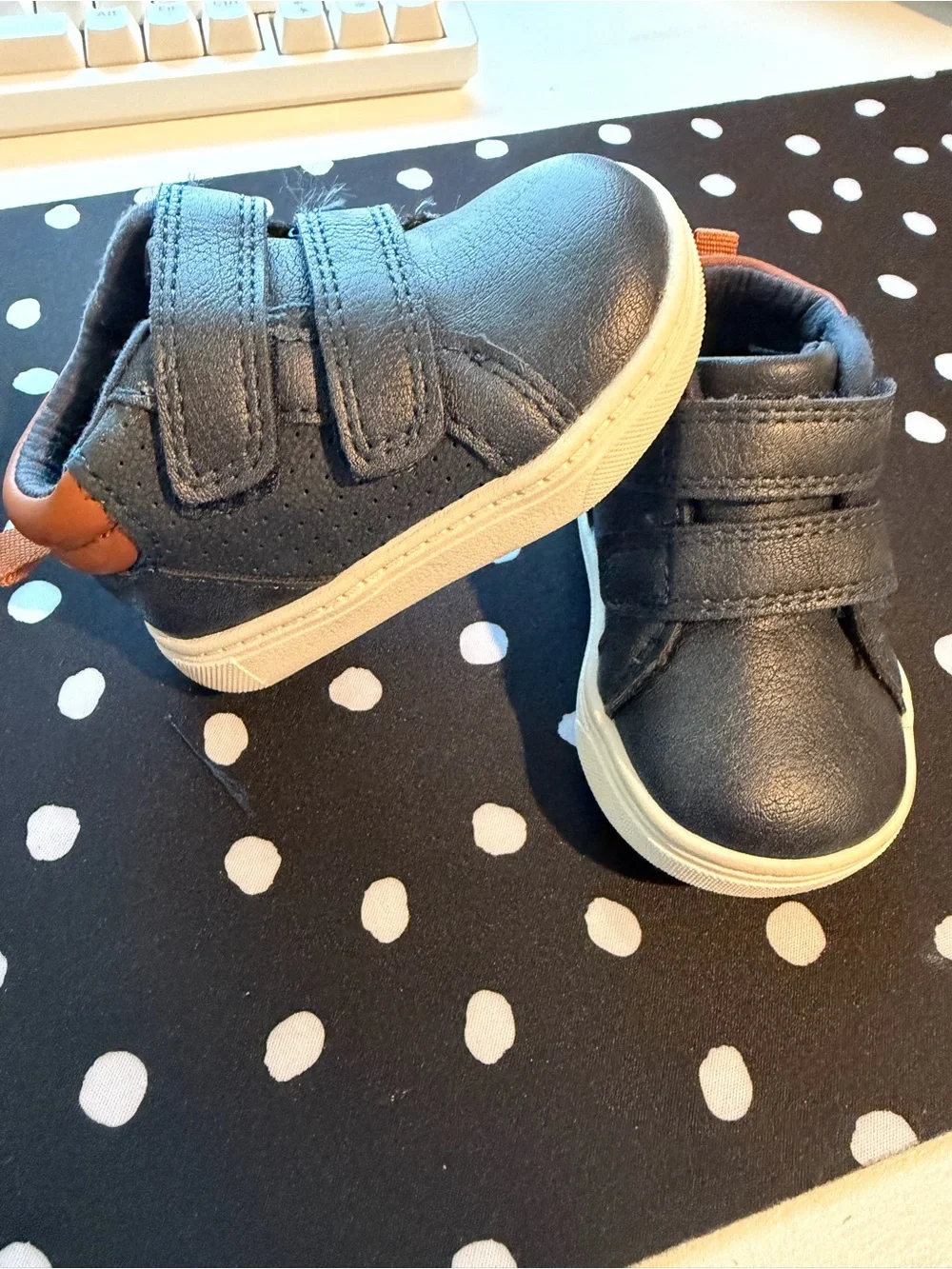 Toddler Boy Navy Blue Leather-Look Hook & Loop Sneakers Carter’s size 3