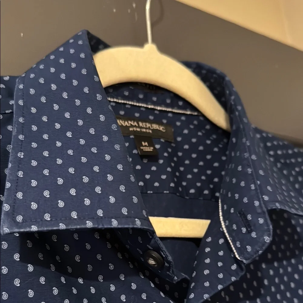 Banana Republic Men’s M Navy Paisley Non-Iron Cotton Dress Shirt