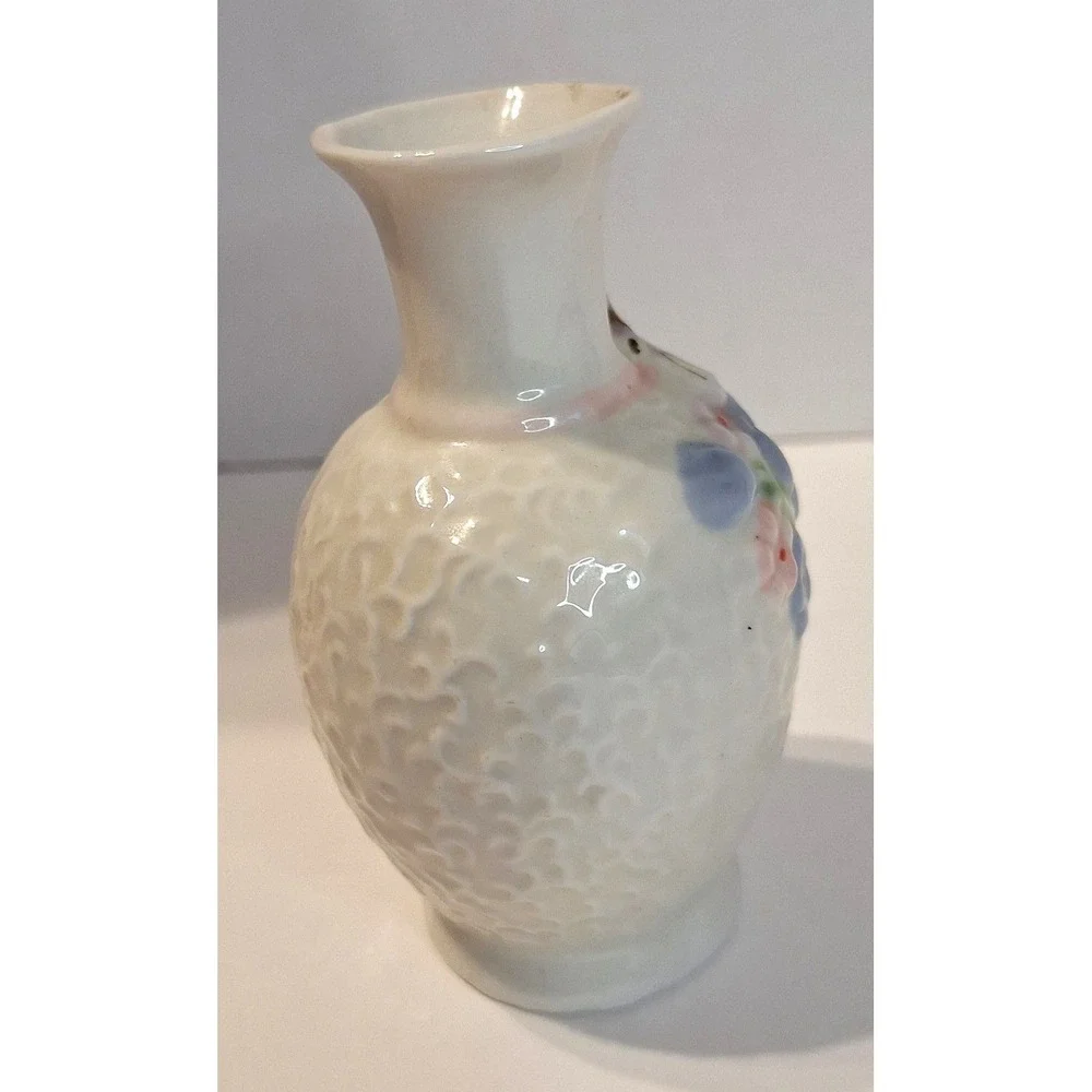 Unbranded vintage miniature