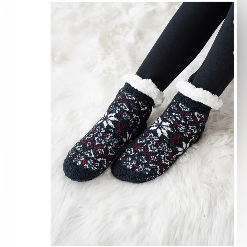 Muk Luks pack muk