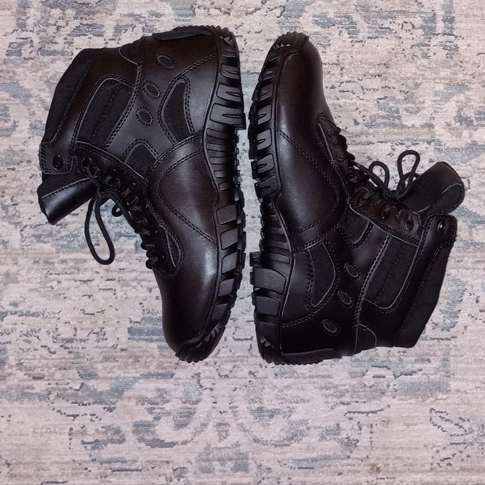 Tactical Research by Belleville tr wicking tags
