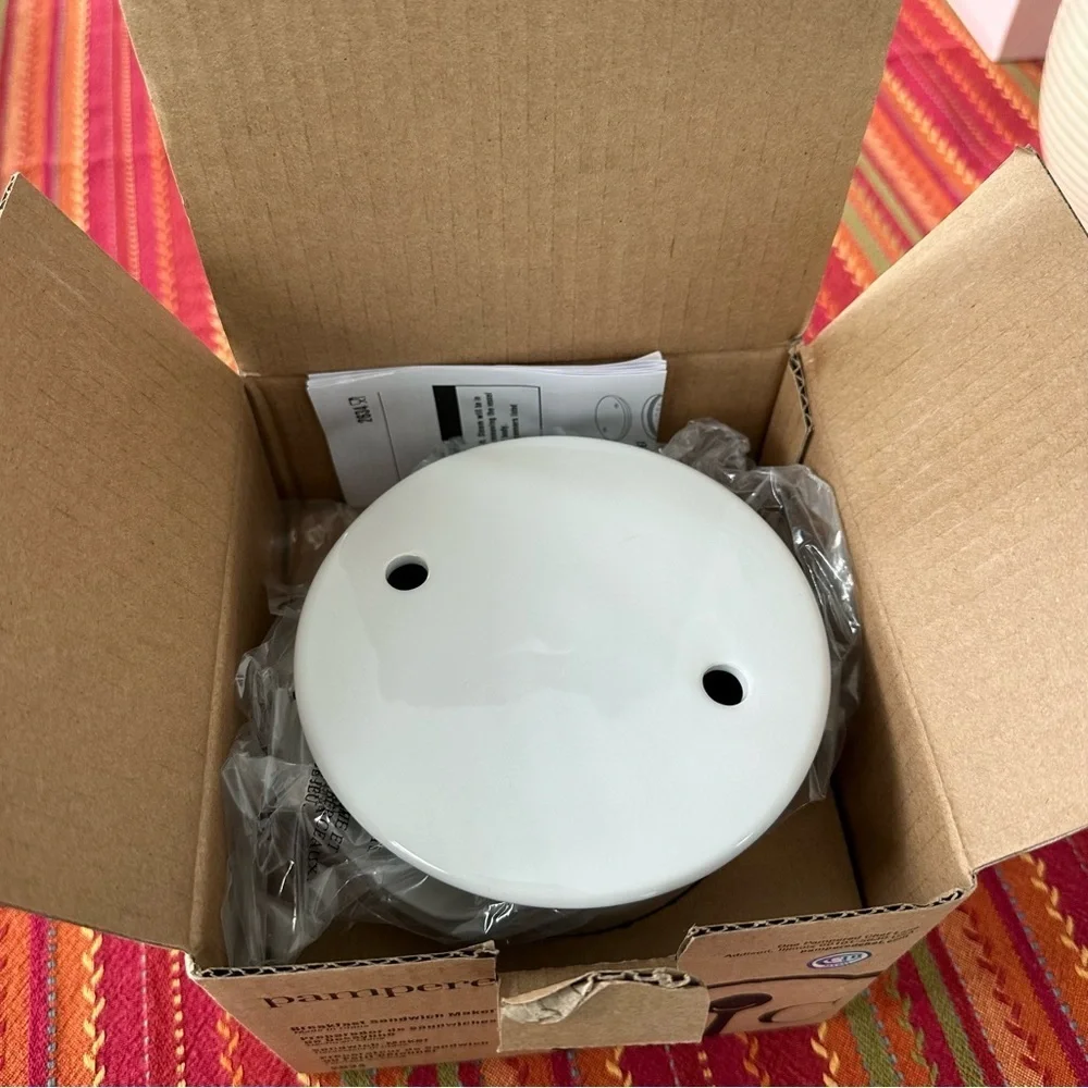 Pampered Chef Breakfast Sandwich Maker