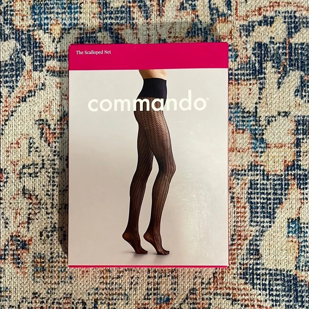 Commando The Scalloped Net Tight in Black SZ L NWT
