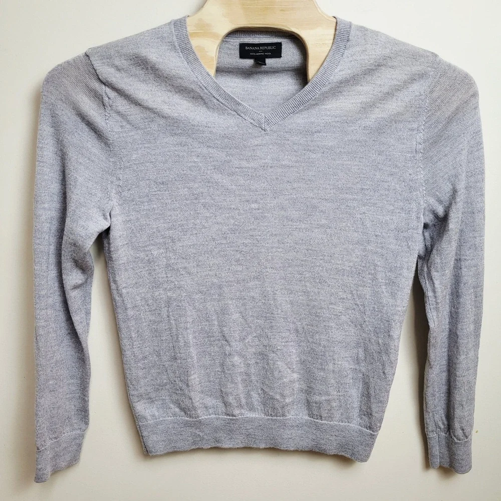Banana Republic sophisticated men