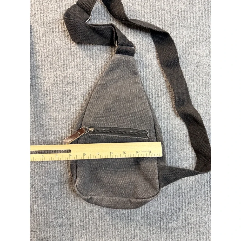 Flish crossbody sling