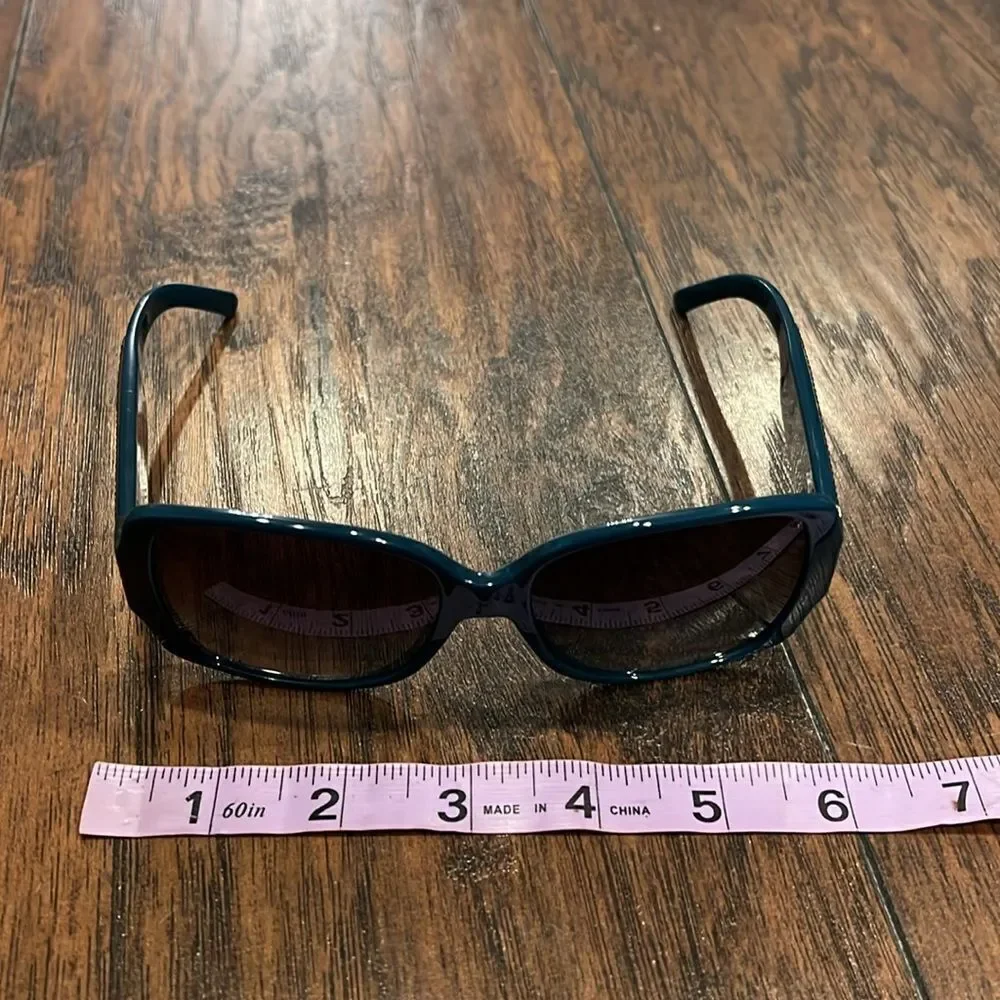 VTG‎ BURBERRY Oversize Gradient Sunglasses Gradient Lenses EUC no case unique