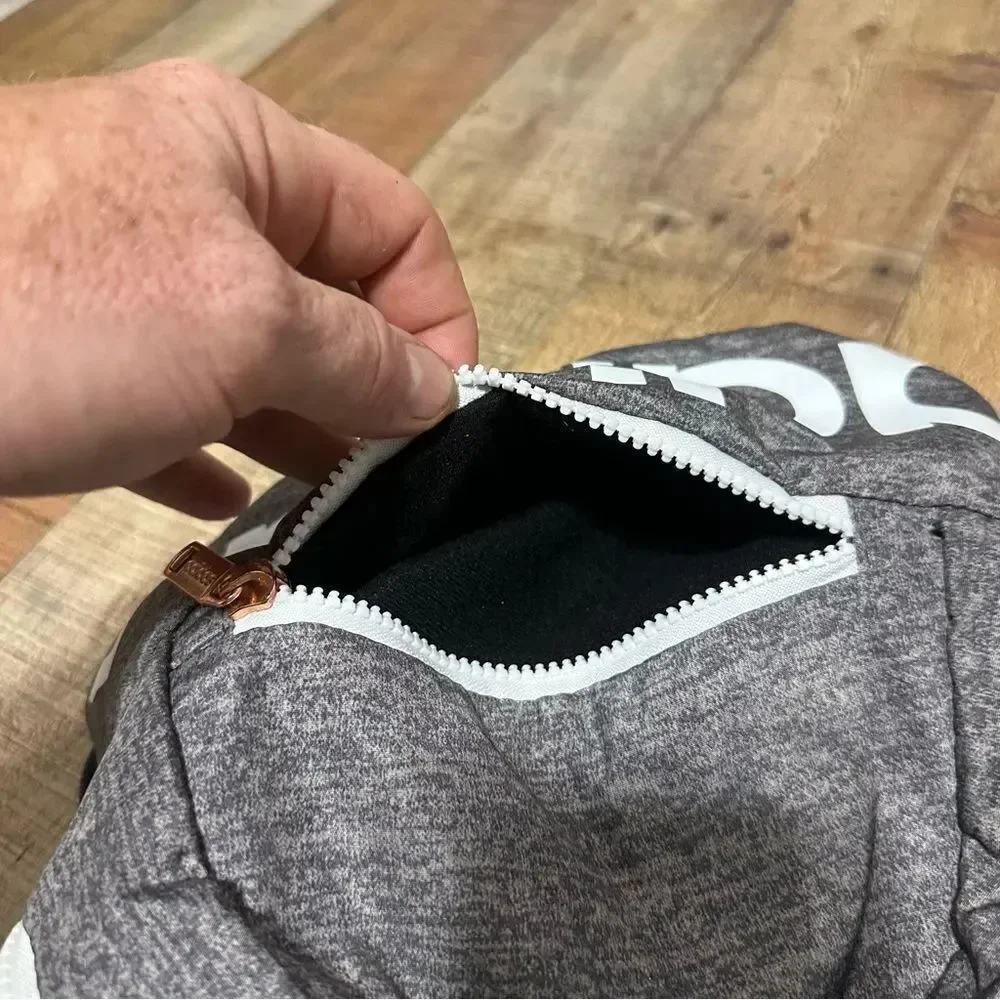adidas linear mini