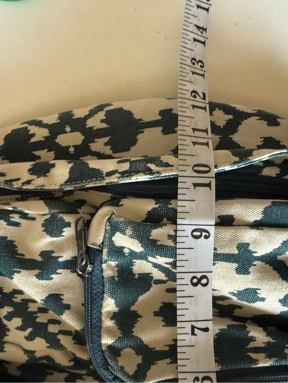 Kavu sling backpack