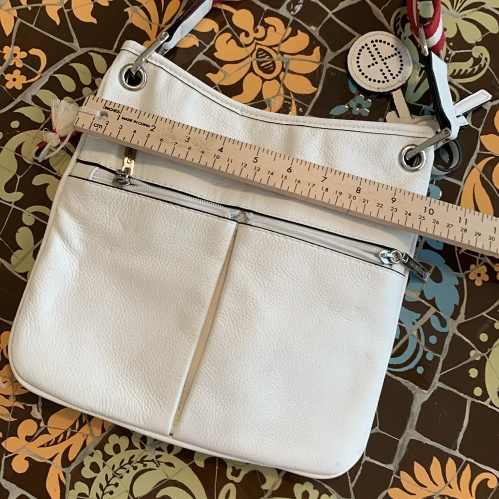 GIANI BERNINI White Crossbody Bag with Silver Hardware