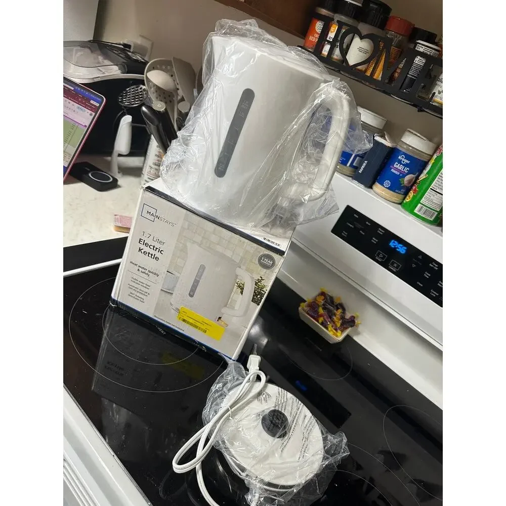 Mainstays 1.7L White Electric Kettle Auto Shut Off Boil Dry 360° Base New
