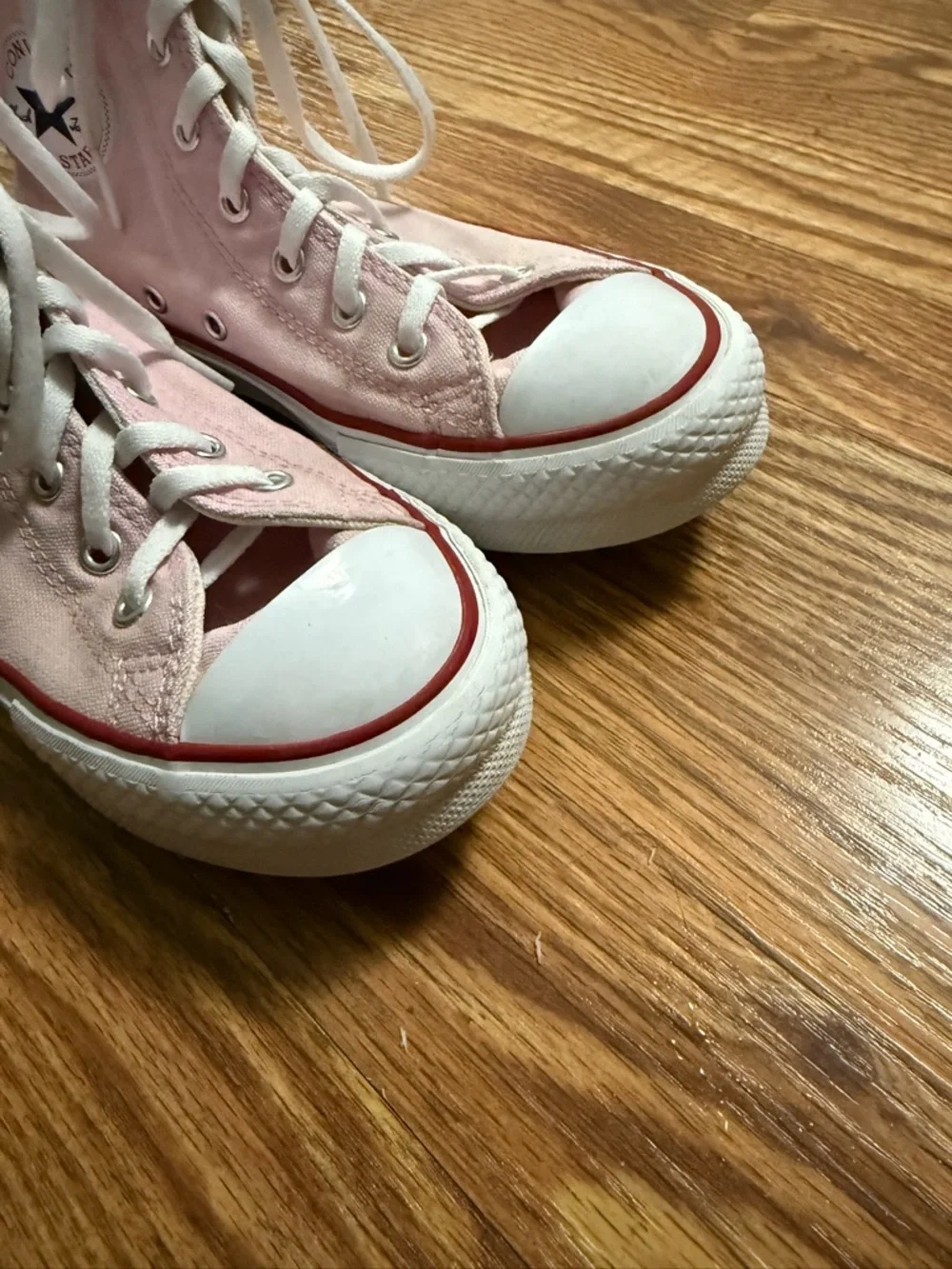 Converse some light