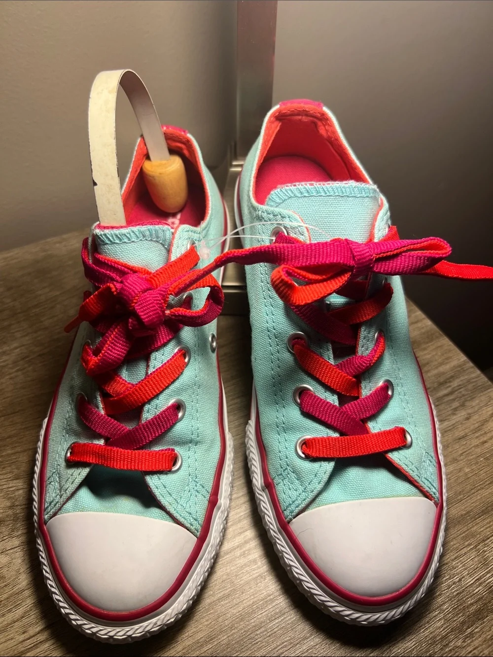 Converse canvas vibrant everyday