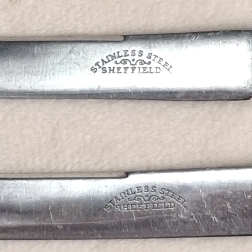 Vintage Sheffield Stainless Butter Knives Butterscotch Yellow Set of Five (2)