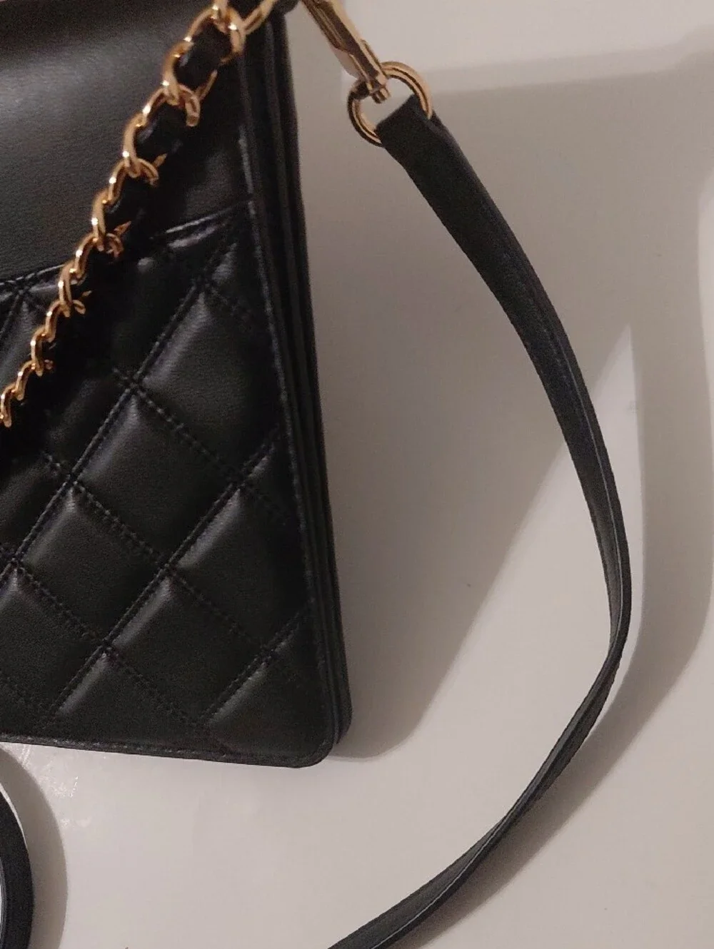 Tory Burch Savannah Black Quilted Leather Crossbody with Gold Chain Trim