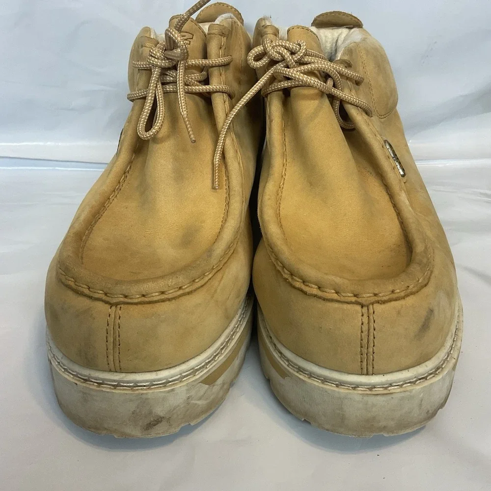 Lugz chukka boots