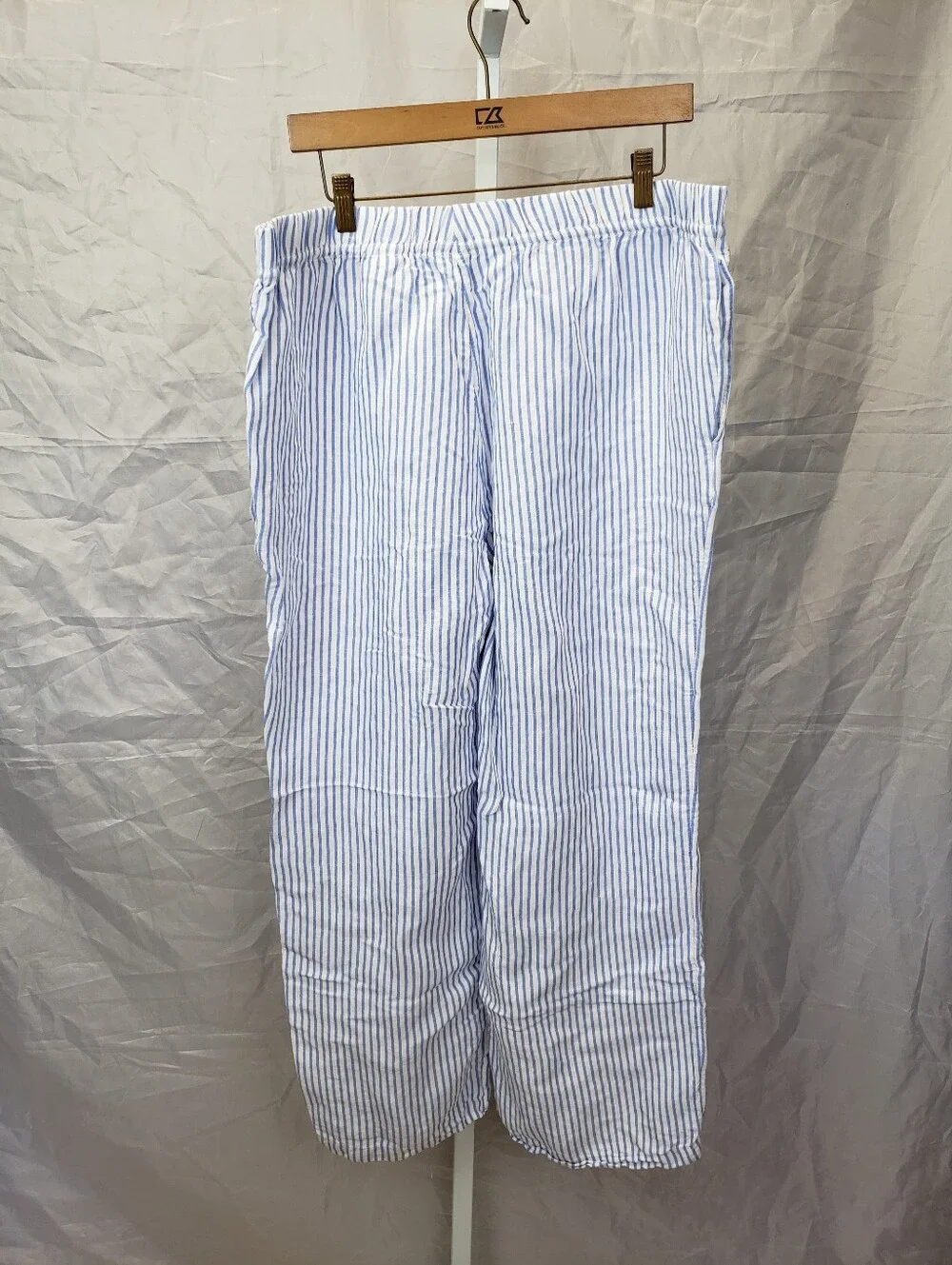 H&M chic breathable