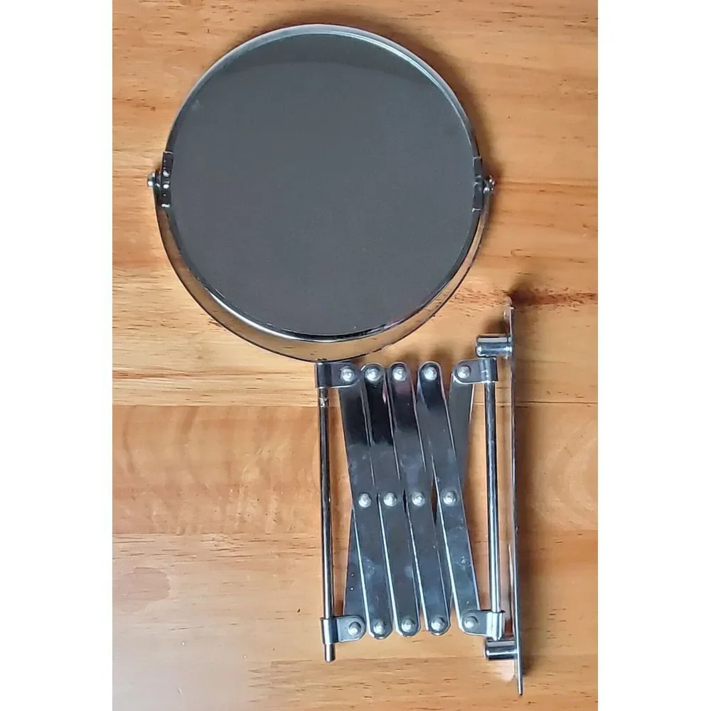Chadwick folding finish made