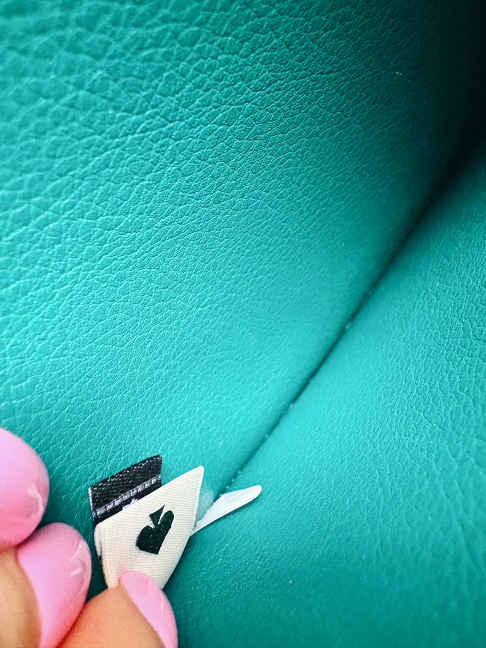 kate spade excellent no