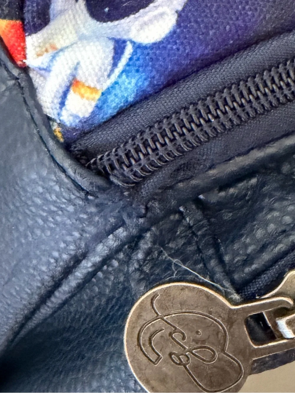 Cleverly zipper needs