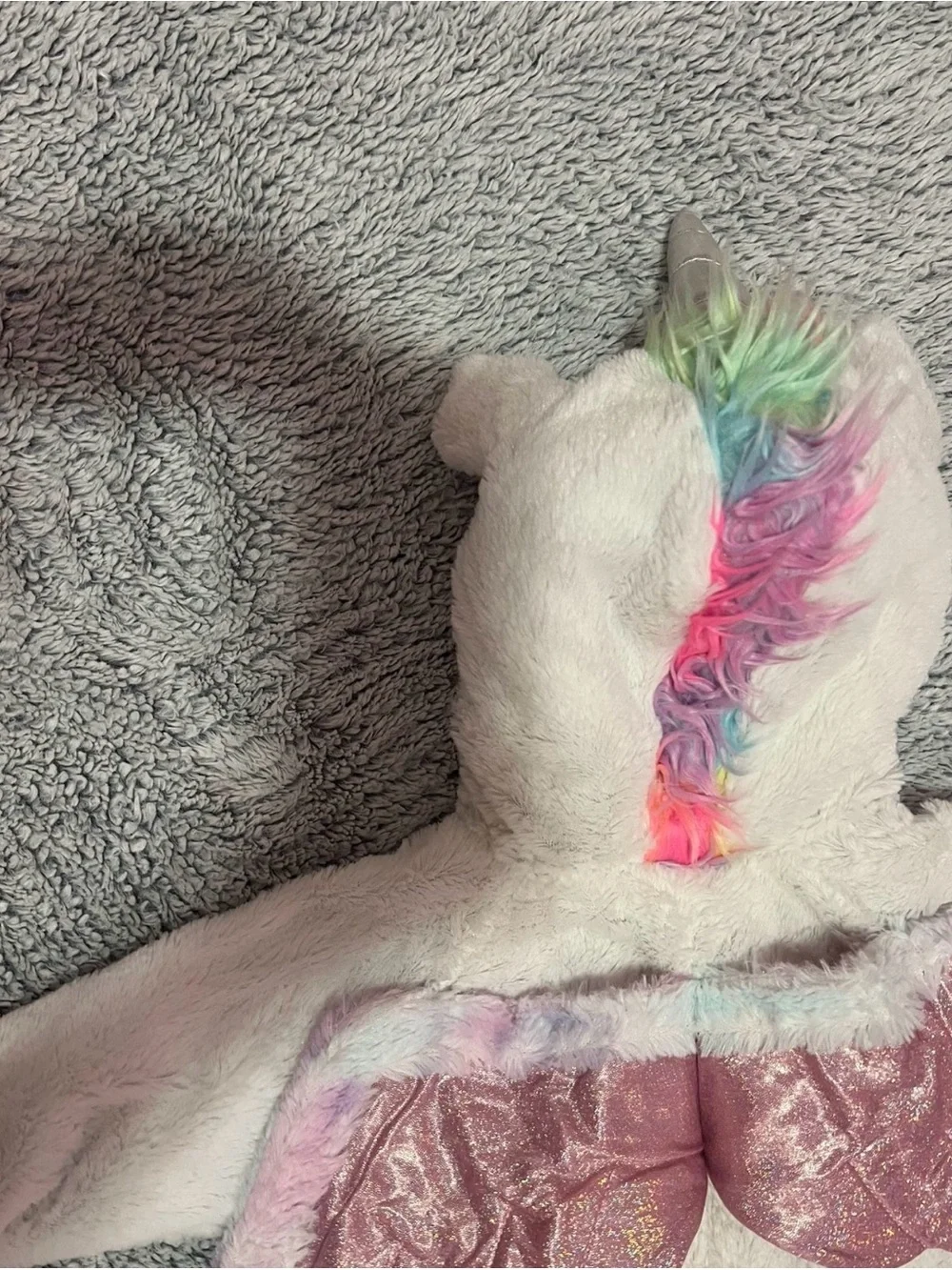 Spirit plush white