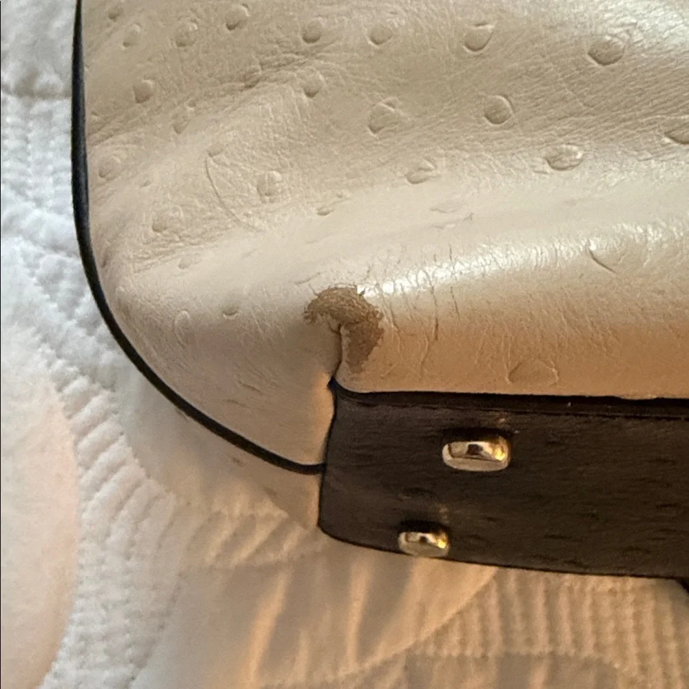 Kate Spade Black and Cream Shoulder Bag