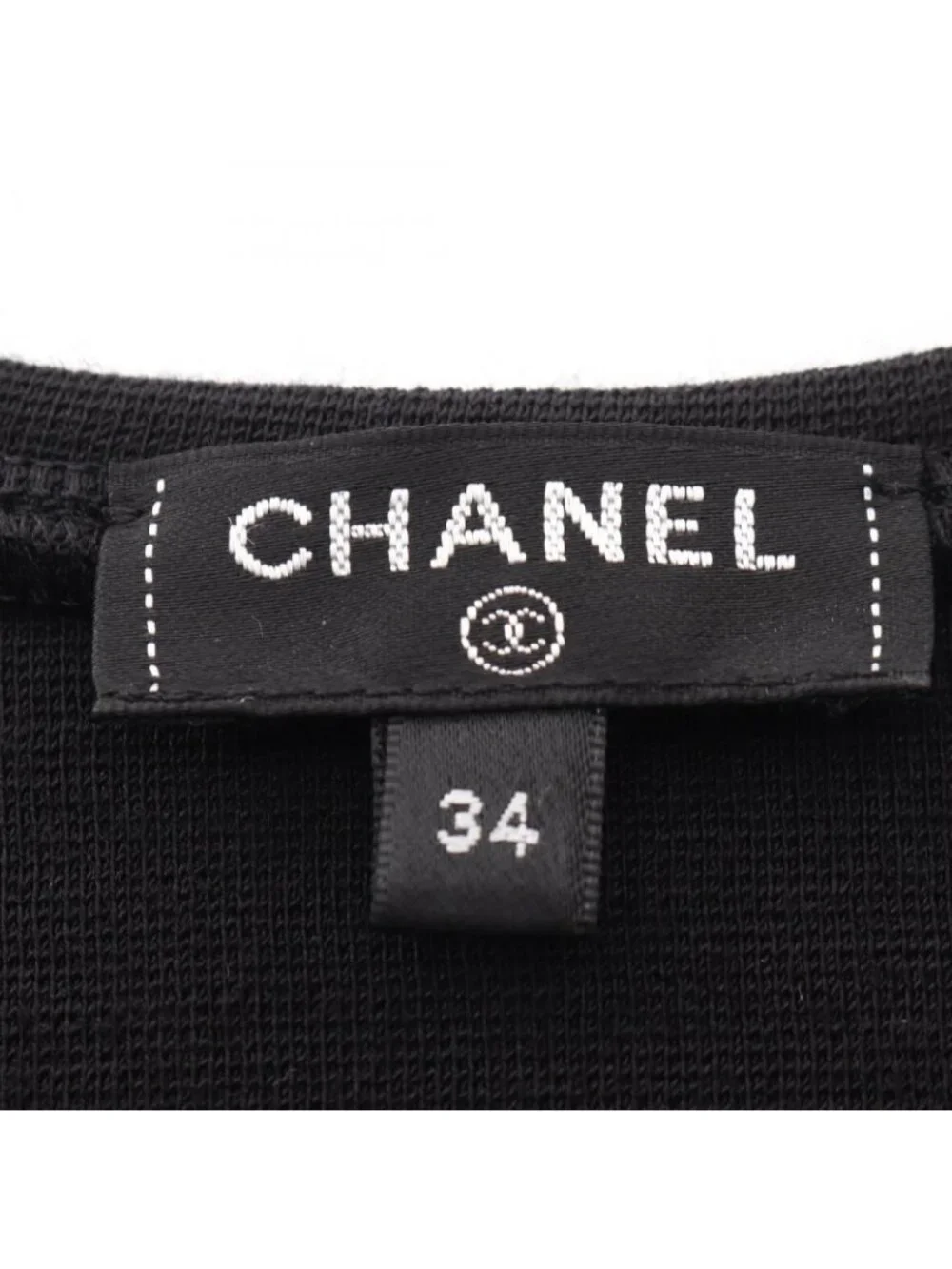 Chanel slight signs