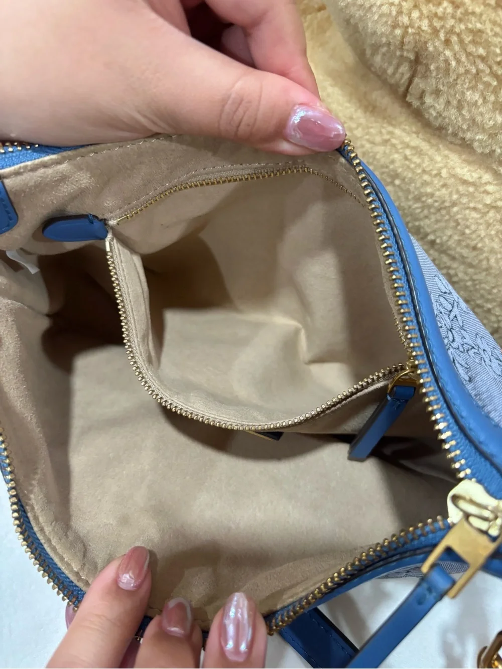 Tory Burch tory burch