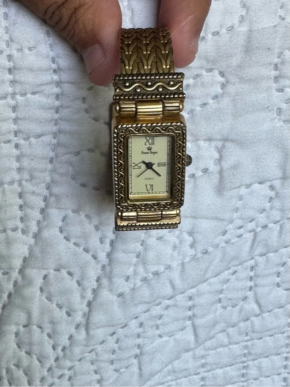 Vintage style watch lot 4 womens Y2k gold silver Waltham premier design Untested