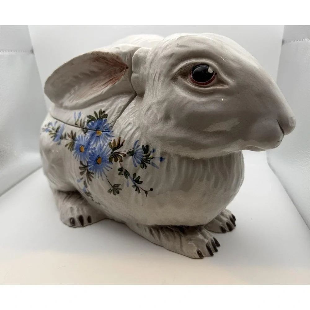 Vintage Bassano Italy Bunny Rabbit Tureen Majolica Floral Easter Centerpiece 12