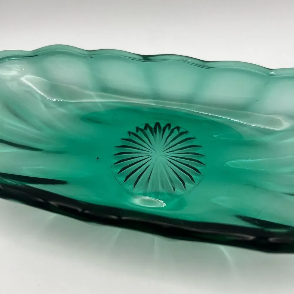 Vintage Anchor Hocking Emerald Green Banana Split Dish Fountainware Dessert Bowl