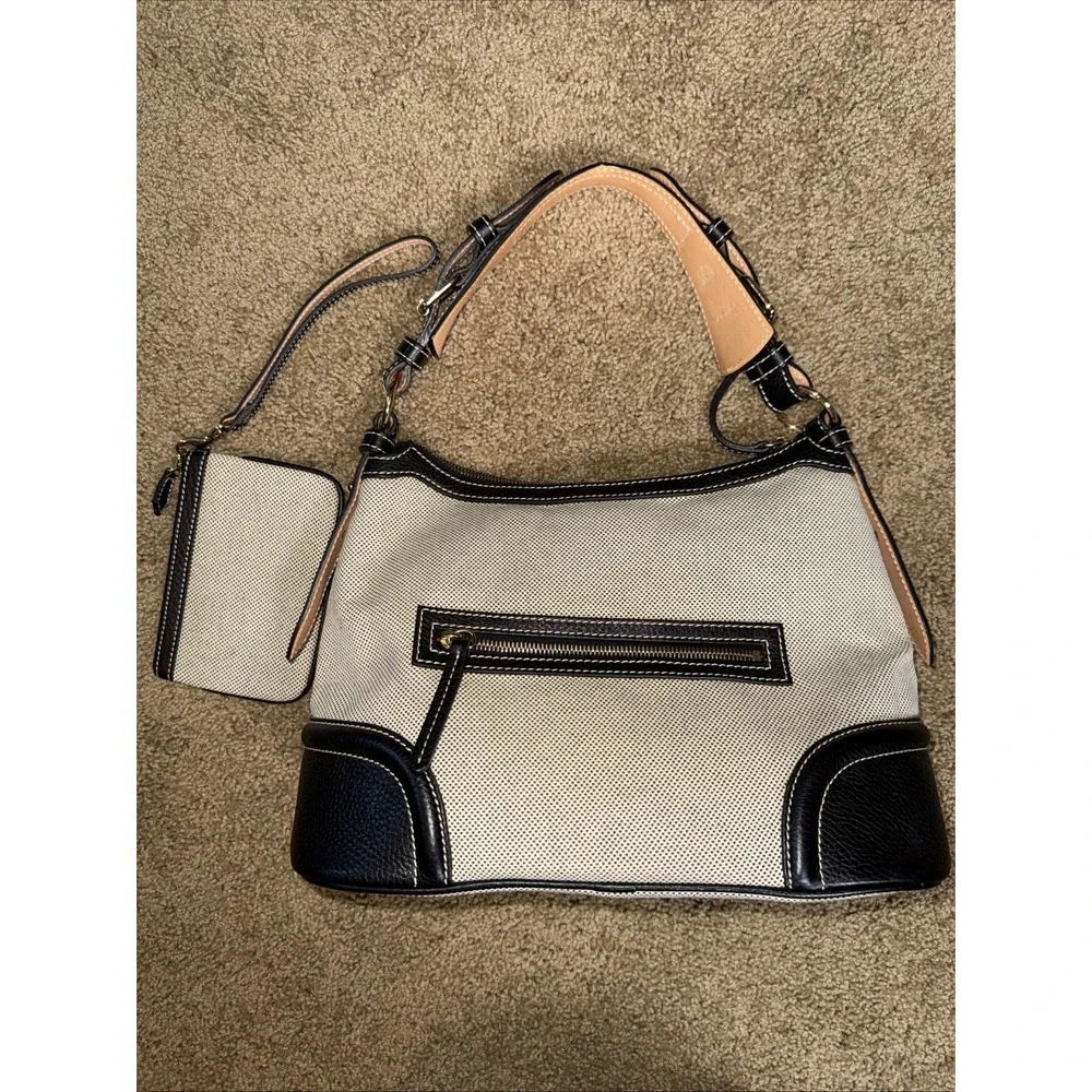 Dooney & Bourke dooney bourke