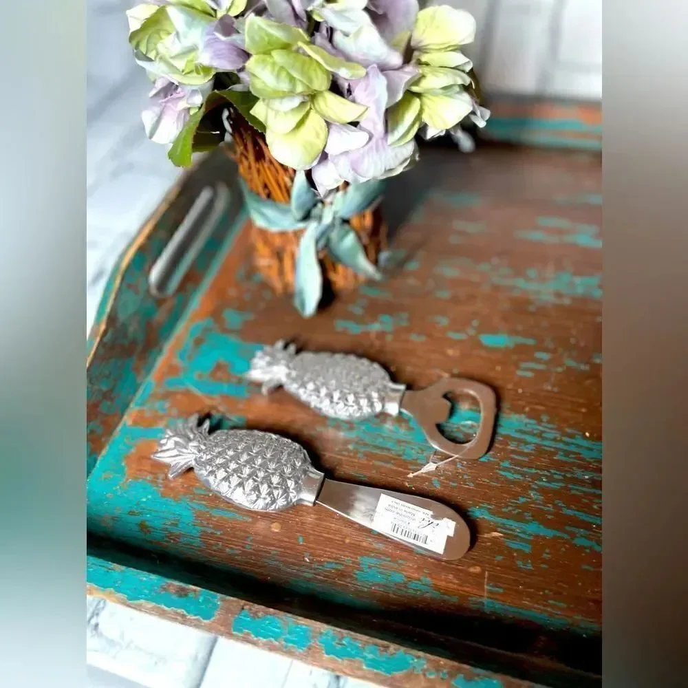 NEW! Pineapple Aluminum Spreader & Bottle Opener NWT