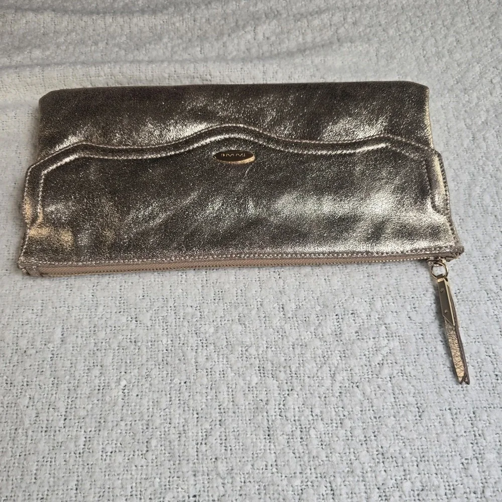 Tahari women clutch