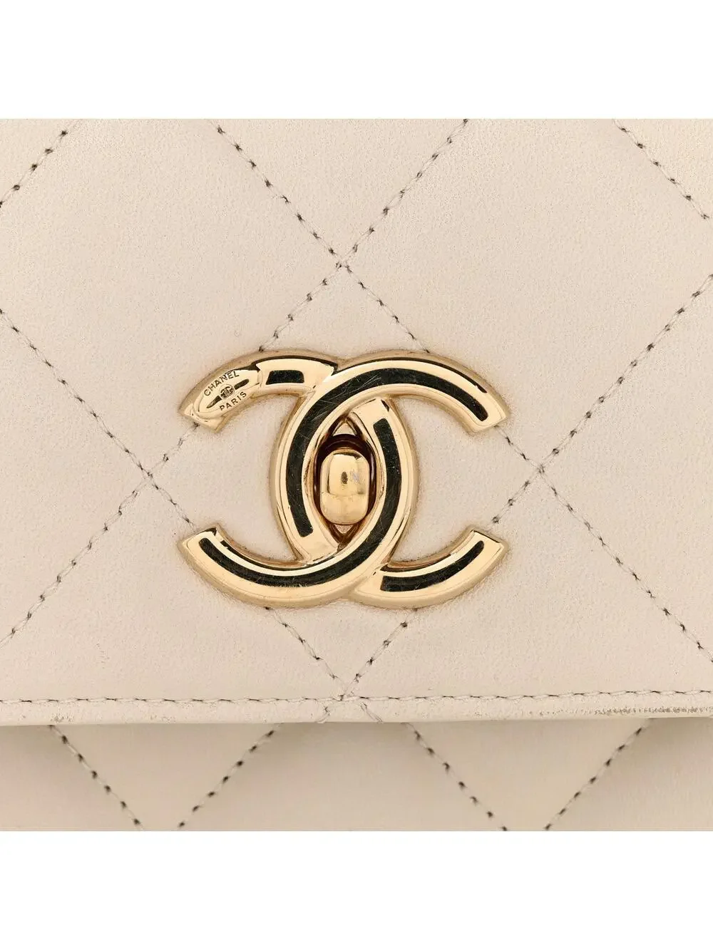 Chanel indulge timeless